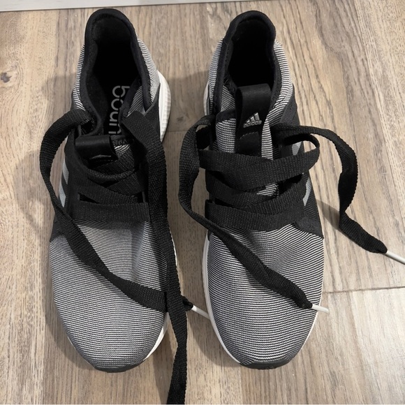 Adidas Bounce Edge Lux Runners size 7 - Picture 2 of 7